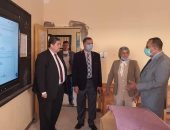 محافظ شمال سيناء يتفقد انتظام الدراسة بعدد من مدارس العريش.. صور