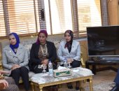 تعرف على لقاء محافظ أسوان بمتدربى البرنامج الرئاسى