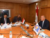 محافظ قنا يناقش عدد من الملفات مع رؤساء الوحدات المحلية والقروية.. تعرف عليها