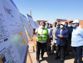 وزير النقل: الانتهاء من محور كلابشة فوق النيل بأسوان بنسبة 100%.. فيديو وصور