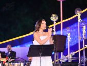 كارمن سليمان لجمهور مهرجان الموسيقى العربية: وحشتونى وبحبكم