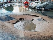 هبوط أرضى شرق الإسكندرية بسبب كسر فى ماسورة مياه .. صور 