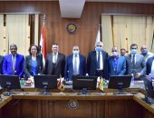 رئيس جامعة بنى سويف يشهد حفل تكريم المحالين للمعاش من الإدارة القانونية