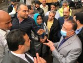 محافظ الإسكندرية يتابع إصلاح كسر ماسورة مياه وهبوط أرضي بشارع النصر.. صور