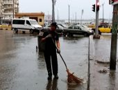 سقوط أمطار خفيفة ومتوسطة على أنحاء متفرقة من الإسكندرية.. صور