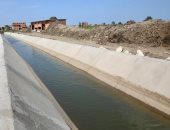 محافظ كفر الشيخ يؤكد على مراعاة الاشتراطات خلال مشروع تبطين الترع