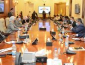 وزير التنمية المحلية يوجه بتعقيم وتطهير لجان الانتخابات خلال يومى التصويت