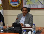 اللواء خالد شعيب يوجه بدراسة إنشاء شبكة لصرف مياه الأمطار بمدينة مرسى مطروح