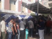طوابير أمام اللجان للمشاركة فى انتخابات مجلس النواب بالمحافظات.. كبار السن والسيدات بمقدمة الصفوف.. تطبيق قواعد التباعد الاجتماعي أثناء التصويت.. ورجال الدين وذوو الاحتياجات الخاصة يظهرون فى المشهد.. صور