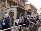 أطول طابور فى لجنة الجامعة العمالية بمدينة نصر .. صور