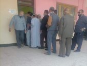 إقبال متزايد من الناخبين فى لجان القرى بدمياط
