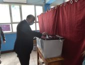 وزير الخارجية يدلى بصوته بانتخابات مجلس النواب بالقاهرة الجديدة.. فيديو 