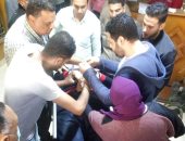 سيارة ملاكى تصدم مرشحا لمجلس النواب بالمحلة ونقله للمستشفى.. صور