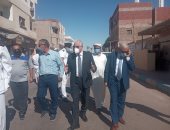 محافظ جنوب سيناء يتفقد شارع المنشية بالطور تمهيدا لبدء تطويره.. صور وفيديو