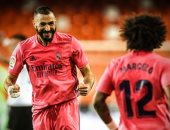 فالنسيا ضد ريال مدريد.. الملكي يتقدم بصاروخ بنزيما بعد 23 دقيقة "فيديو"