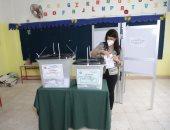 وزيرة التعاون تدلى بصوتها فى انتخابات النواب بالقاهرة الجديدة.. صور