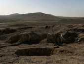 العراق يسعى لفتح حفرة تضم 2000 جثة لمدنيين قتلهم "داعش"