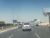 سيولة مرورية بمحور المشير طنطاوي المتجه من وإلى القاهرة الجديدة