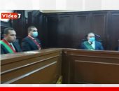 لحظة الحكم بالإعدام على مغتصب سيدة أمام زوجها بالإسماعيلية بنشرة المساء.. فيديو