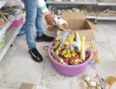 تحرير 15 محضرًا وإعدام مواد غذائية منتهية الصلاحية بمدينة نويبع