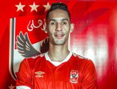 بدر بانون مدافع الأهلى اللاعب المغربى رقم 15 فى الدورى المصرى