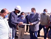 محافظ أسيوط يتفقد محطة مياه الشرب وكهرباء مدينة ناصر الجديدة