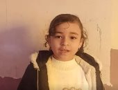 طفلة ثلاث سنوات تمدح رسول الله بقصيدة "منطقي" في بنى سويف.. فيديو