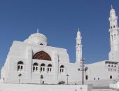 سلطنة عمان تعيد فتح 3 آلاف مسجد للصلوات الخمس اليوم