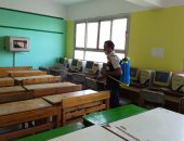 تعقيم وتطهير المدارس والمعاهد الأزهرية للوقاية من "كورونا" بالشرقية.. صور