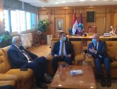 مستشار الرئيس للصحة يجتمع بعمداء كليات القطاع الطبى فى الفيوم.. صور