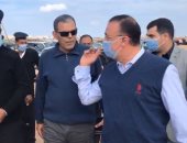 محافظ الإسكندرية يقود حملة إزالة مكبرة بالعجمى وينفعل على مسؤل الحى.. فيديو