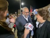 بيومى فؤاد يقبل يد سميحة أيوب على الهواء ويوجه رسالة لها والفنانة ترد