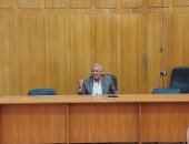 رئيس مدينة إسنا يناقش استعدادات الإعادة بانتخابات مجلس النواب وتقنين الأراضى