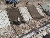 مستشار وزير الرى يتابع مشروع تبطين الترع بمحافظة أسيوط.. صور