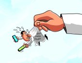 مروجو الشائعات عن فيروس كورونا فى كاريكاتير سعودى