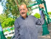 أحمد الفيشاوى ناعيا فايق عزب: فقدت صديقا وأبا سلملى على الفيشاوى الكبير