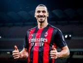 نابولي ضد ميلان.. إبراهيموفيتش يقود الروسونيري لاستعادة قمة الكالتشيو