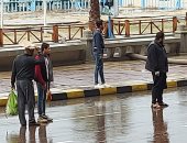 توقف حركة المرور بطريق الحرية لارتفاع منسوب مياه الأمطار بالإسكندرية