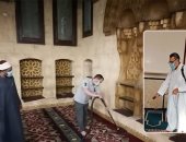 الأوقاف تستعد للموجة الثانية من كورونا مبكرا.. تكثيف تعقيم ونظافة المساجد بعد كل صلاة.. تحذيرات للعاملين من التهاون فى الإجراءات الاحترازية بالمساجد أو المقار الإدارية.. وتعميم ملصقات بالإرشادات الوقائية.. صور