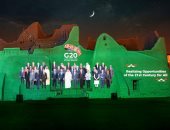 العالم يترقب انطلاق قمة العشرين اليوم افتراضيا من الرياض برئاسة عربية لأول مرة.. الملك سلمان يلقى خطاب الافتتاح و"كورونا" يهيمن على نقاشات القمة.. ترامب يشارك والجبير: ستركز على جملة من التحديات العالمية