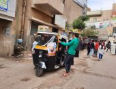استخدام التوك توك لنقل المواطنين للجان انتخابات الفيوم
