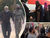 أبرز 10 مشاهد فى انتخابات الإعادة لمجلس النواب بالمحافظات.. نساء القرى يتصدرن المشهد الانتخابى بقنا.. الشرطة تساعد كبار السن على الوصول إلى اللجان.. وشرطة نسائية لتأمين الانتخابات فى أسوان والوداى الجديد.. صور 