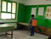 تعقيم لجان انتخابات مجلس النواب قبل بدء التصويت بجولة الإعادة بالأقصر.. صور