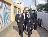 محافظ المنيا يتفقد عددا من لجان انتخابات الإعادة لمجلس النواب.. فيديو وصور