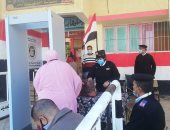 شرطة نسائية للمشاركة فى تأمين لجان الانتخابات بالوادى الجديد.. صور