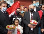 وكيل تعليم الإسكندرية يتفقد اللجان الانتخابية في المدارس.. صور