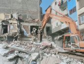 محافظة القاهرة تزيل عقارات تقع بمسار محور الفردوس وتعوض ملاكها.. صور