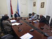 محافظ القاهرة يوجه برفع الطوارئ ونشر معدات شفط الأمطار بالشوارع.. صور