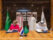 السعودية وهولندا توقعان مذكرة تفاهم فى مجال النقل الجوى