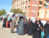 إقبال كبير من سيدات إسنا على لجان انتخابات مجلس النواب بالأقصر..صور